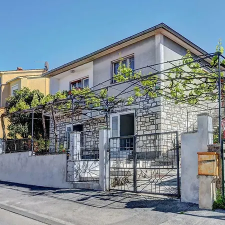 Apartment Apartman M Pula