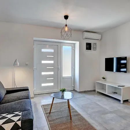 Apartman M Apartment