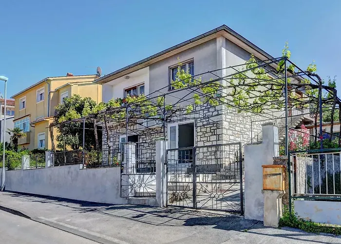 Διαμέρισμα M Πούλα